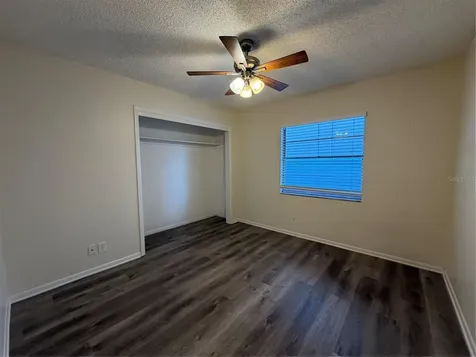 1740 W Walnut Street Tampa FL 33607
