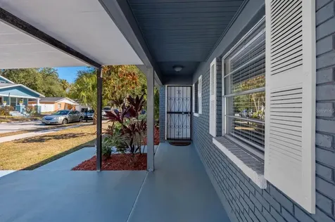 1740 W Walnut Street Tampa FL 33607