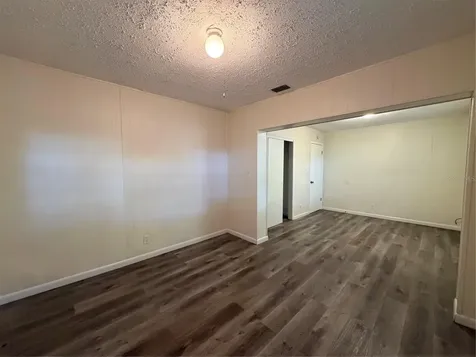 1740 W Walnut Street Tampa FL 33607