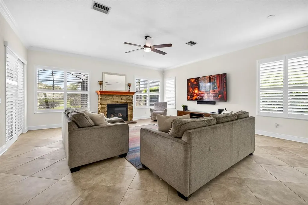 5905 Cherry Oak Drive Valrico FL 33596