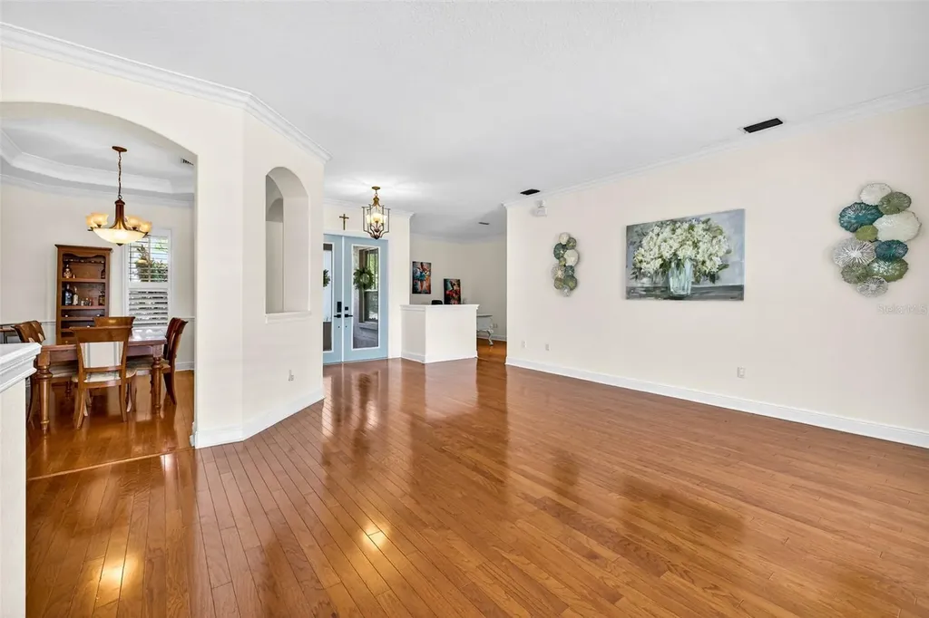 5905 Cherry Oak Drive Valrico FL 33596