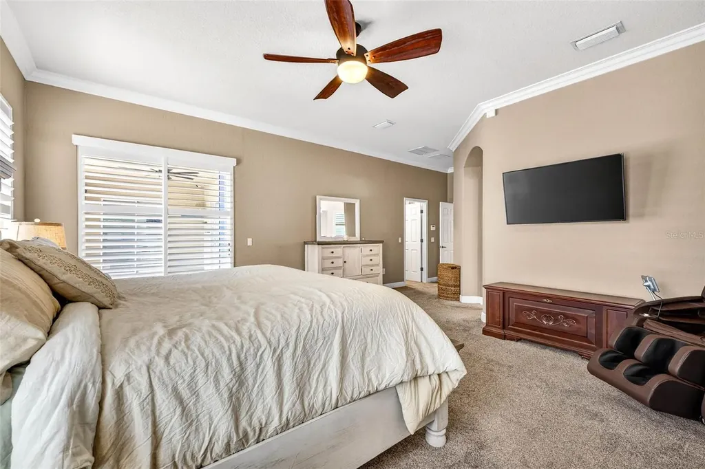 5905 Cherry Oak Drive Valrico FL 33596