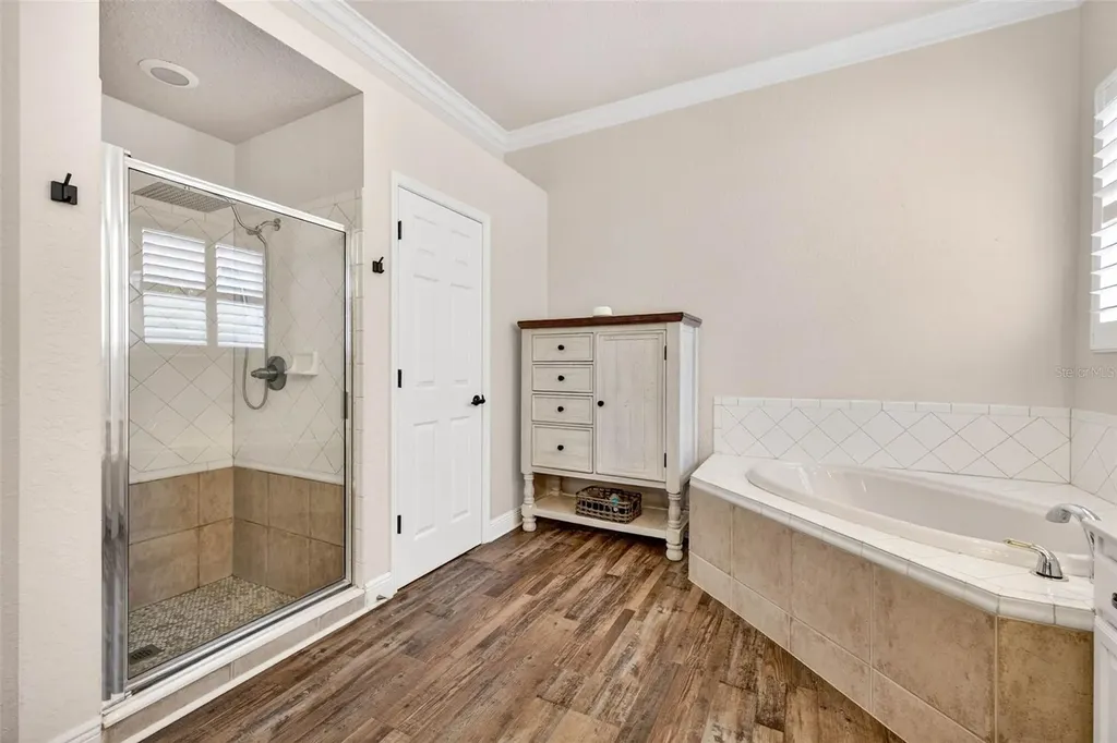 5905 Cherry Oak Drive Valrico FL 33596