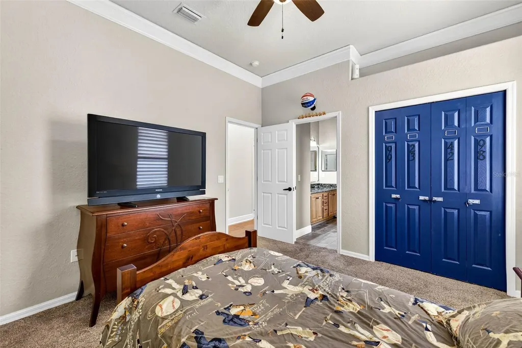 5905 Cherry Oak Drive Valrico FL 33596