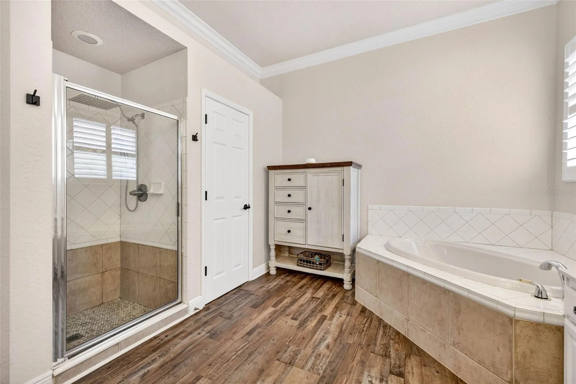 5905 Cherry Oak Drive Valrico FL 33596