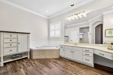 5905 Cherry Oak Drive Valrico FL 33596