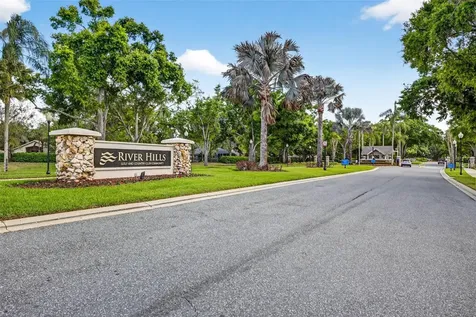 5905 Cherry Oak Drive Valrico FL 33596