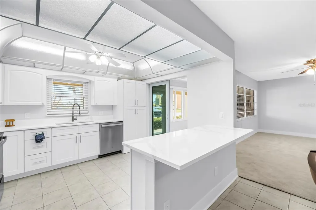 4700 Cove Circle St Petersburg FL 33708