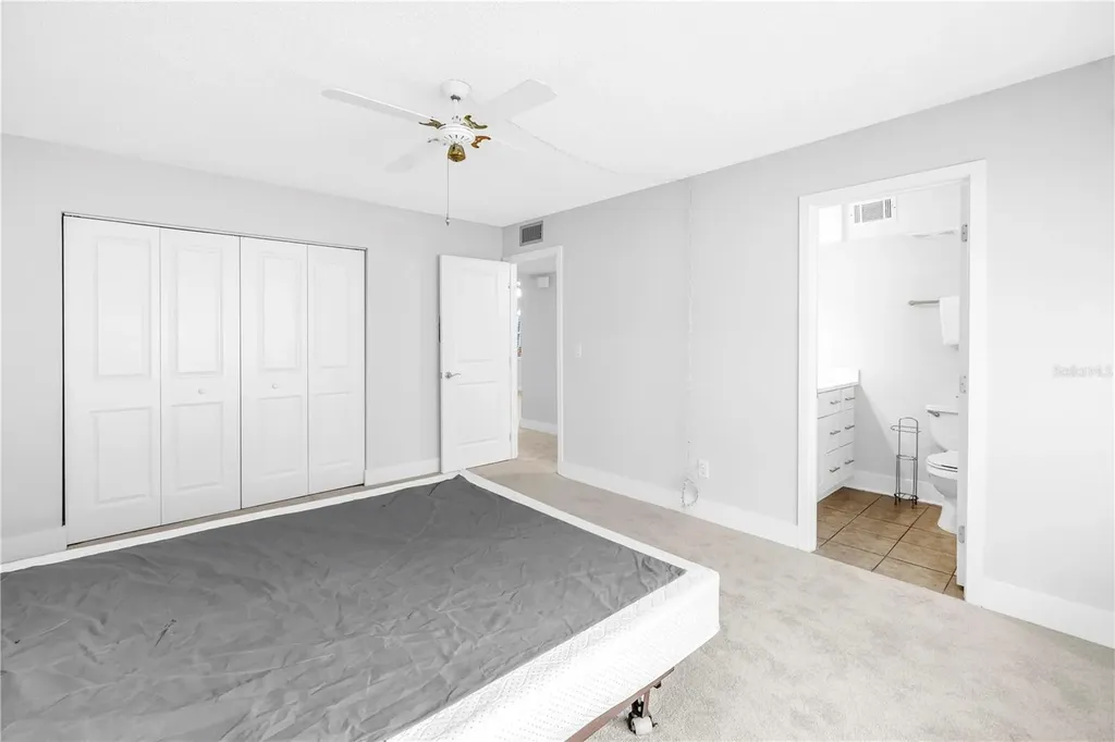 4700 Cove Circle St Petersburg FL 33708