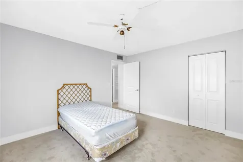4700 Cove Circle St Petersburg FL 33708
