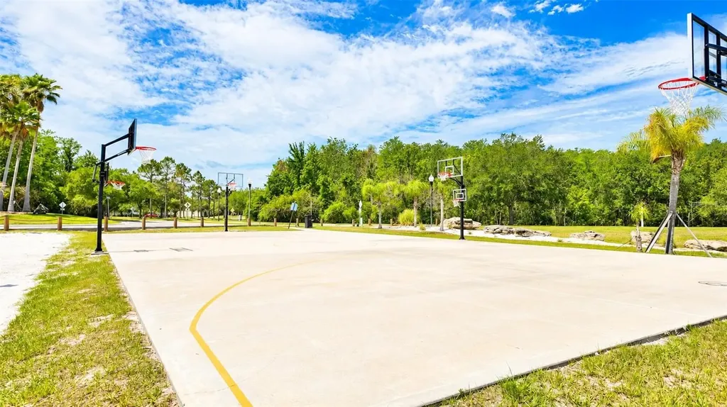 2543 Old Kent Circle Kissimmee FL 34758