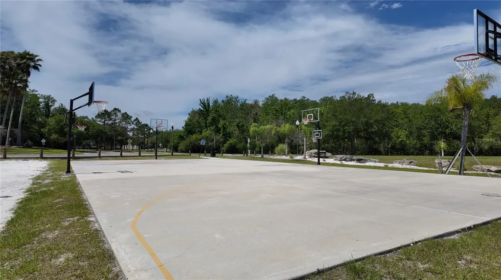 2543 Old Kent Circle Kissimmee FL 34758