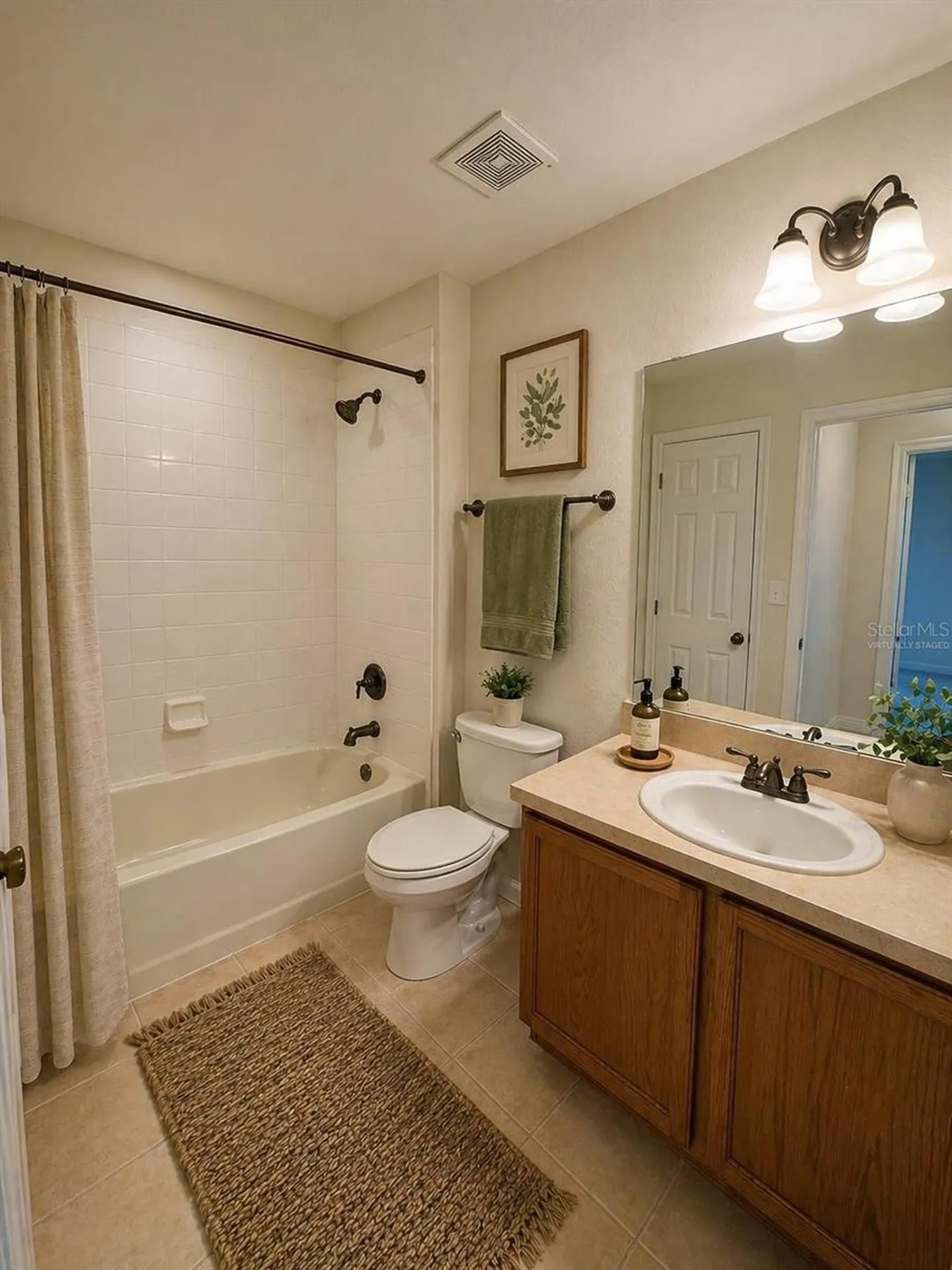 2543 Old Kent Circle Kissimmee FL 34758