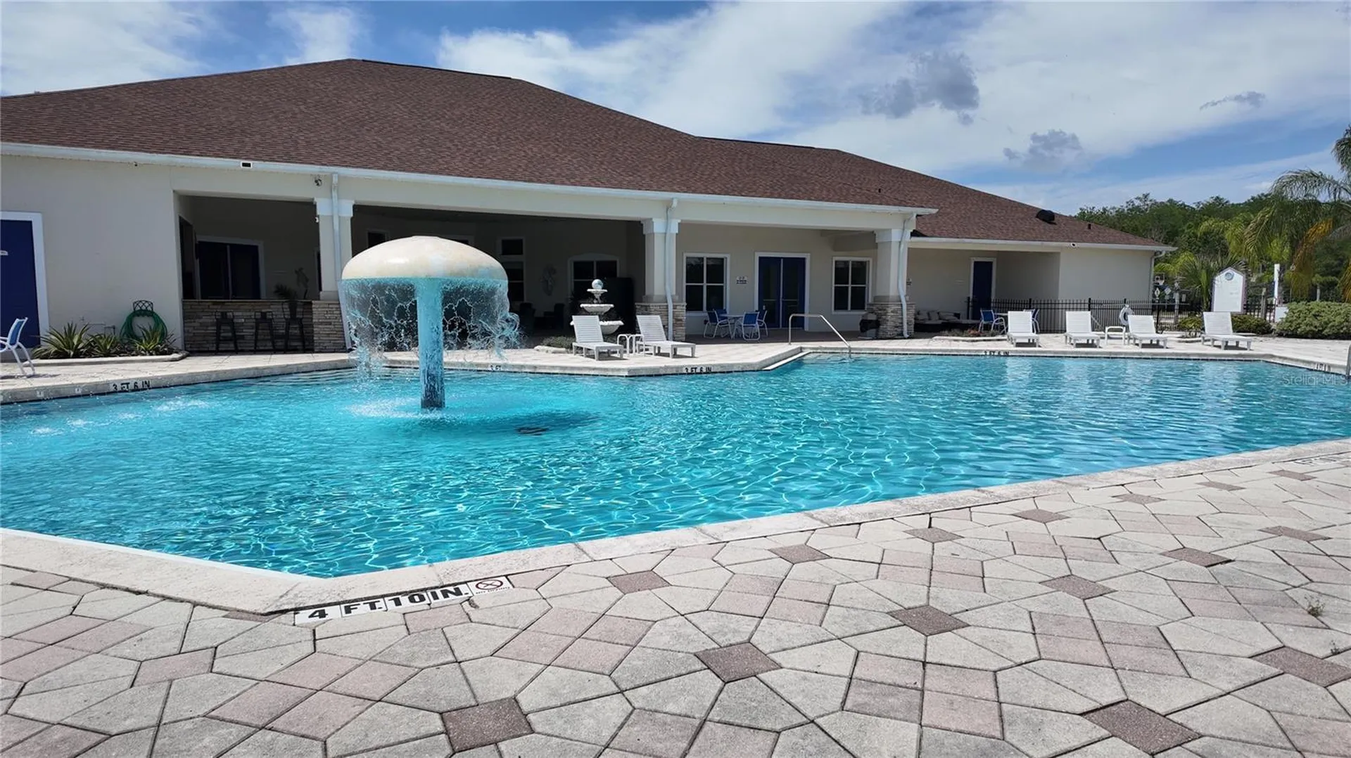 2543 Old Kent Circle Kissimmee FL 34758