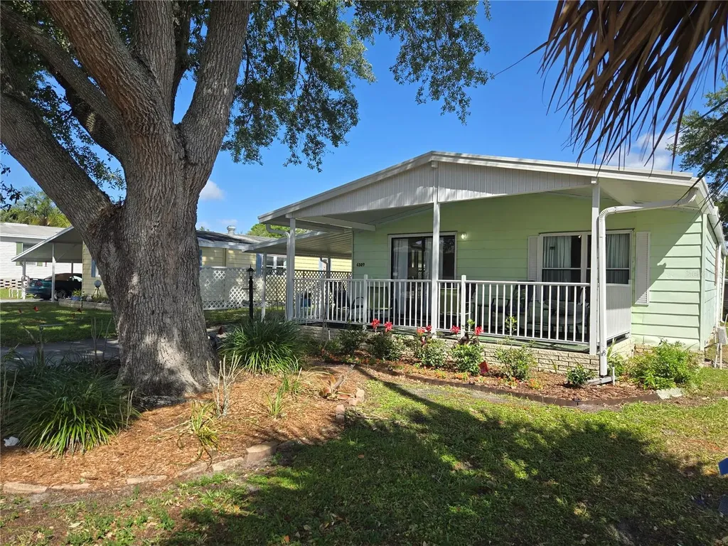 6309 Grove Pointe Drive SE Winter Haven FL 33884