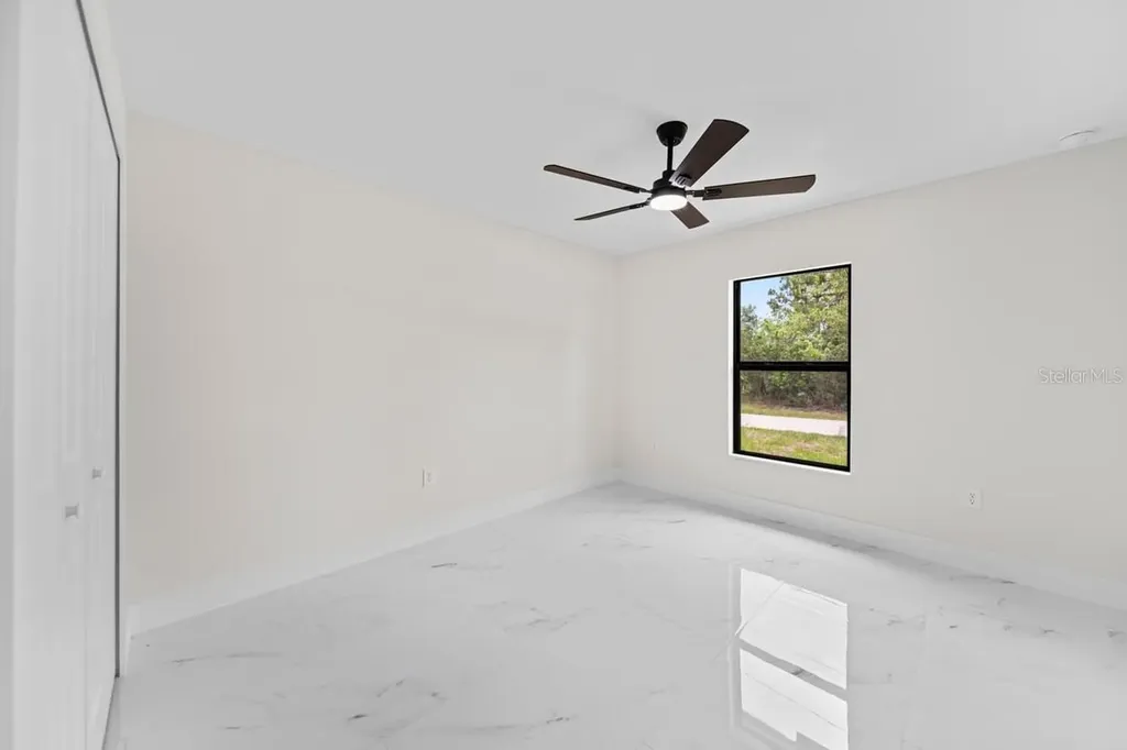 2501 E 15th Street Lehigh Acres FL 33972