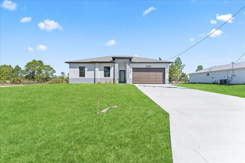 2507 E 15th Street Lehigh Acres FL 33972