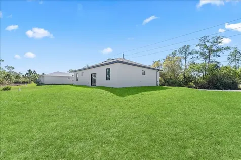 2507 E 15th Street Lehigh Acres FL 33972