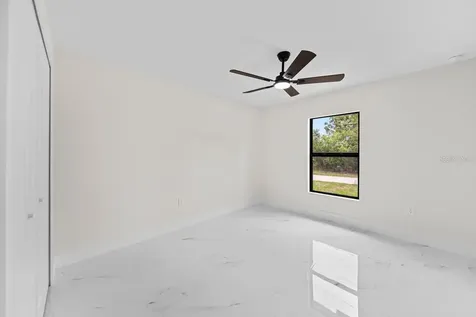2507 E 15th Street Lehigh Acres FL 33972