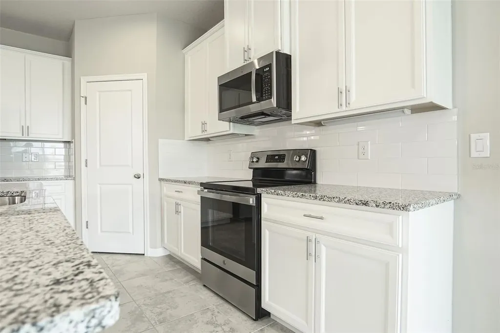 1892 Basenji Drive Lake Alfred FL 33850