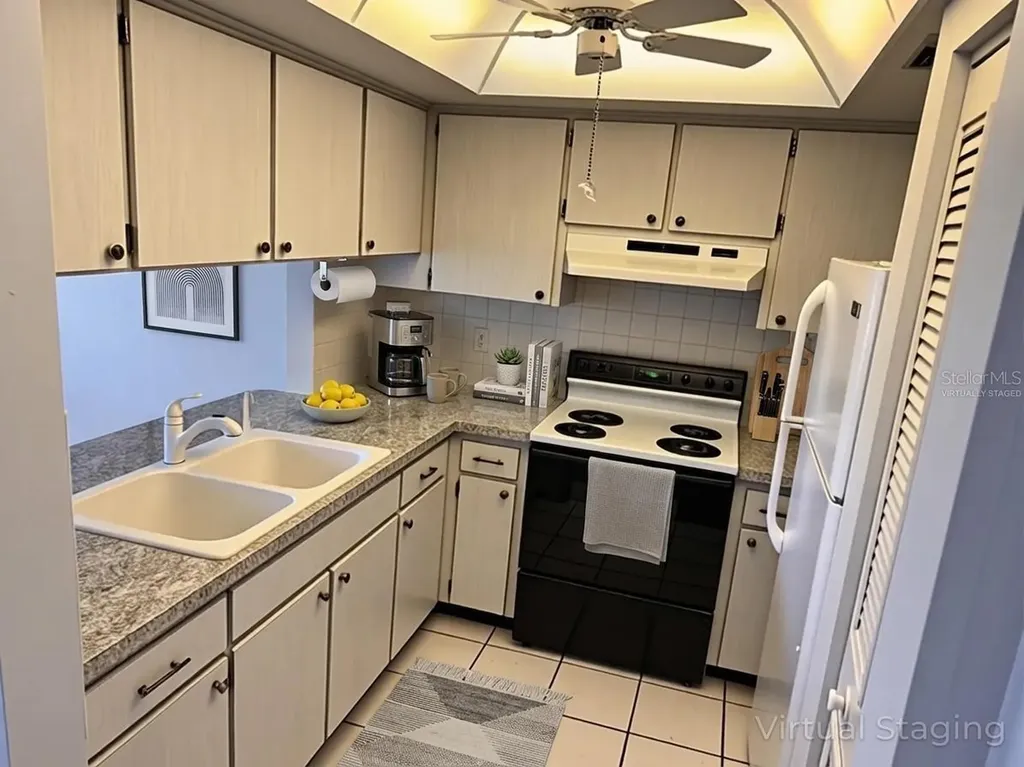1250 S Pinellas Avenue Tarpon Springs FL 34689