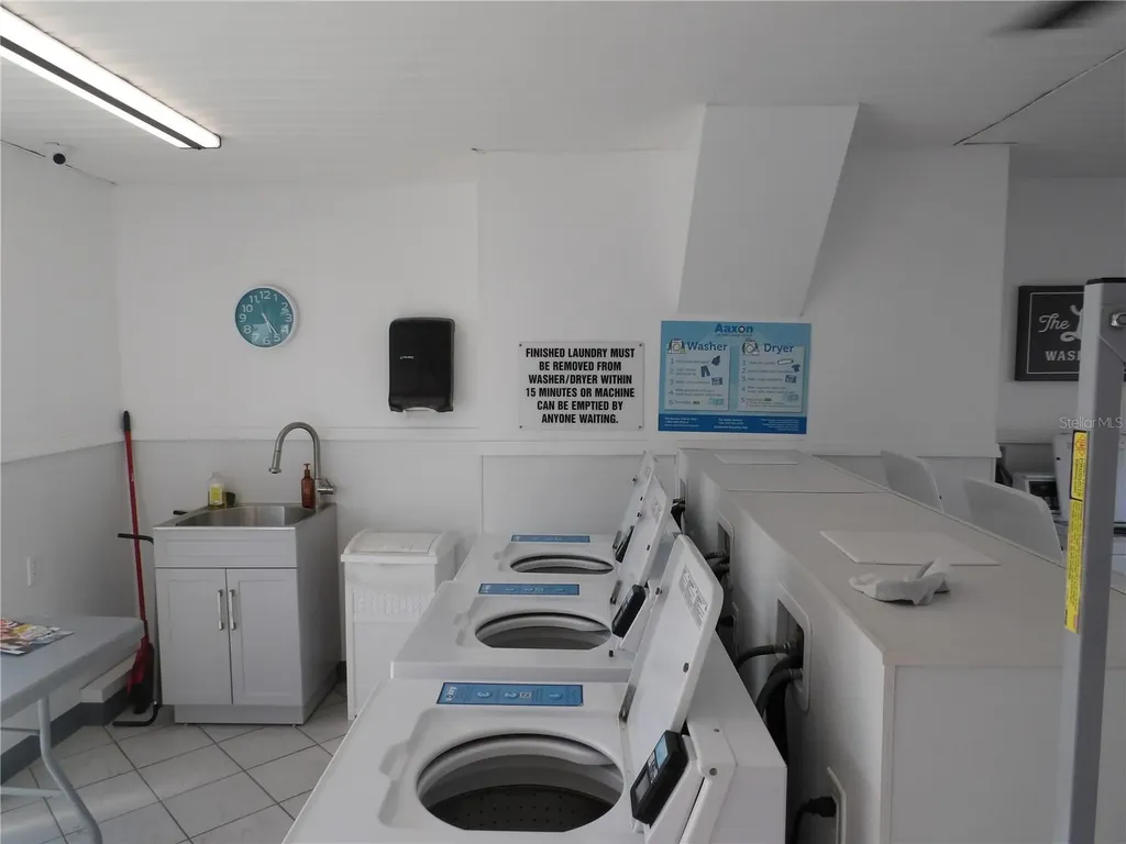 1250 S Pinellas Avenue Tarpon Springs FL 34689
