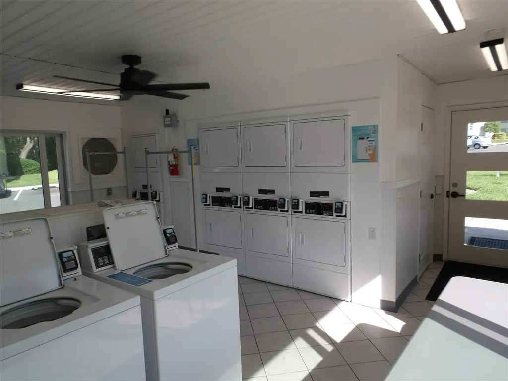 1250 S Pinellas Avenue Tarpon Springs FL 34689
