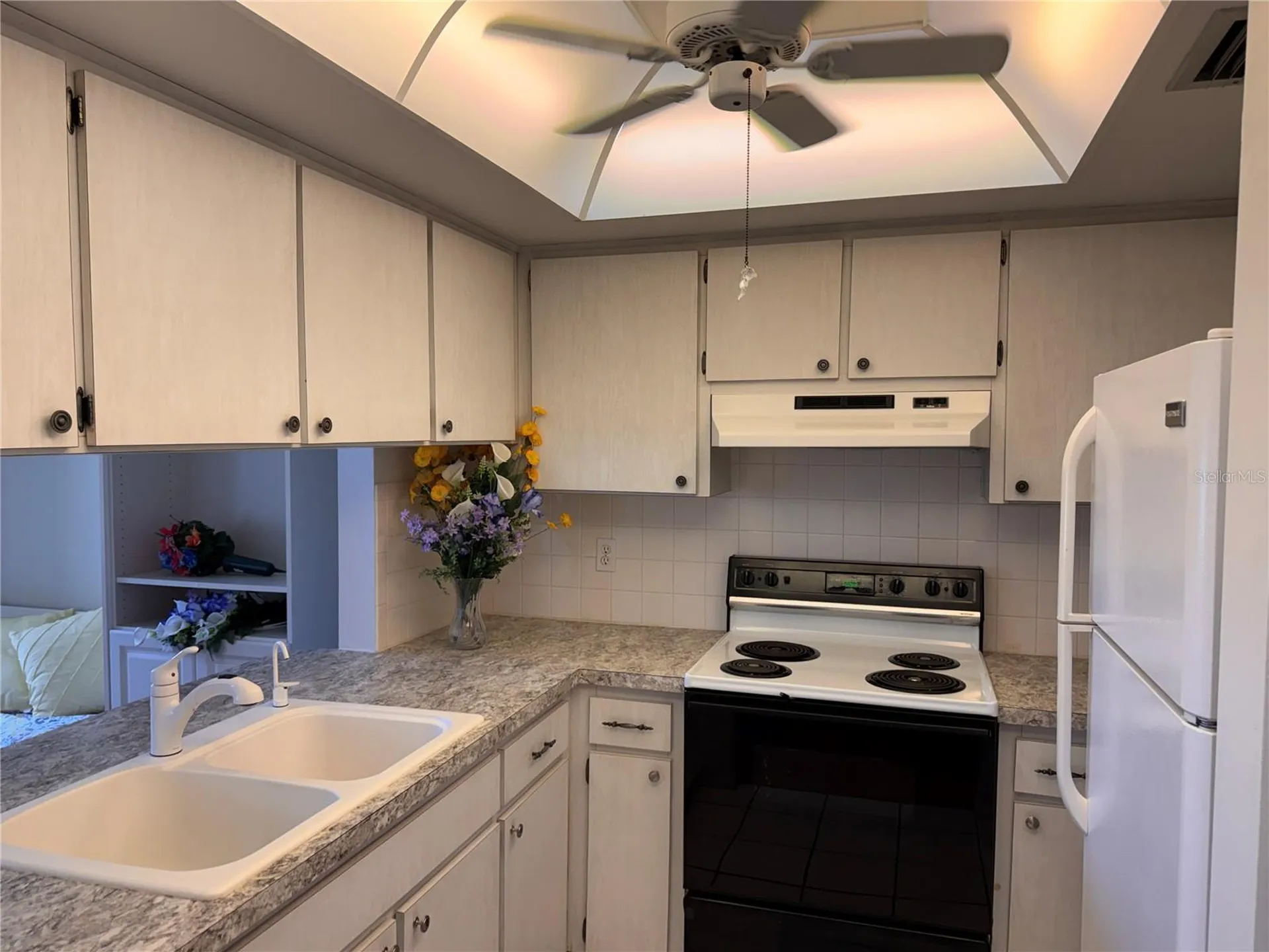 1250 S Pinellas Avenue Tarpon Springs FL 34689