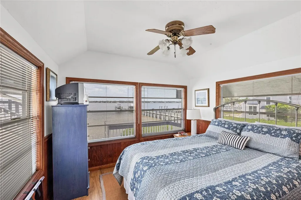 1817 4th Street W Palmetto FL 34221