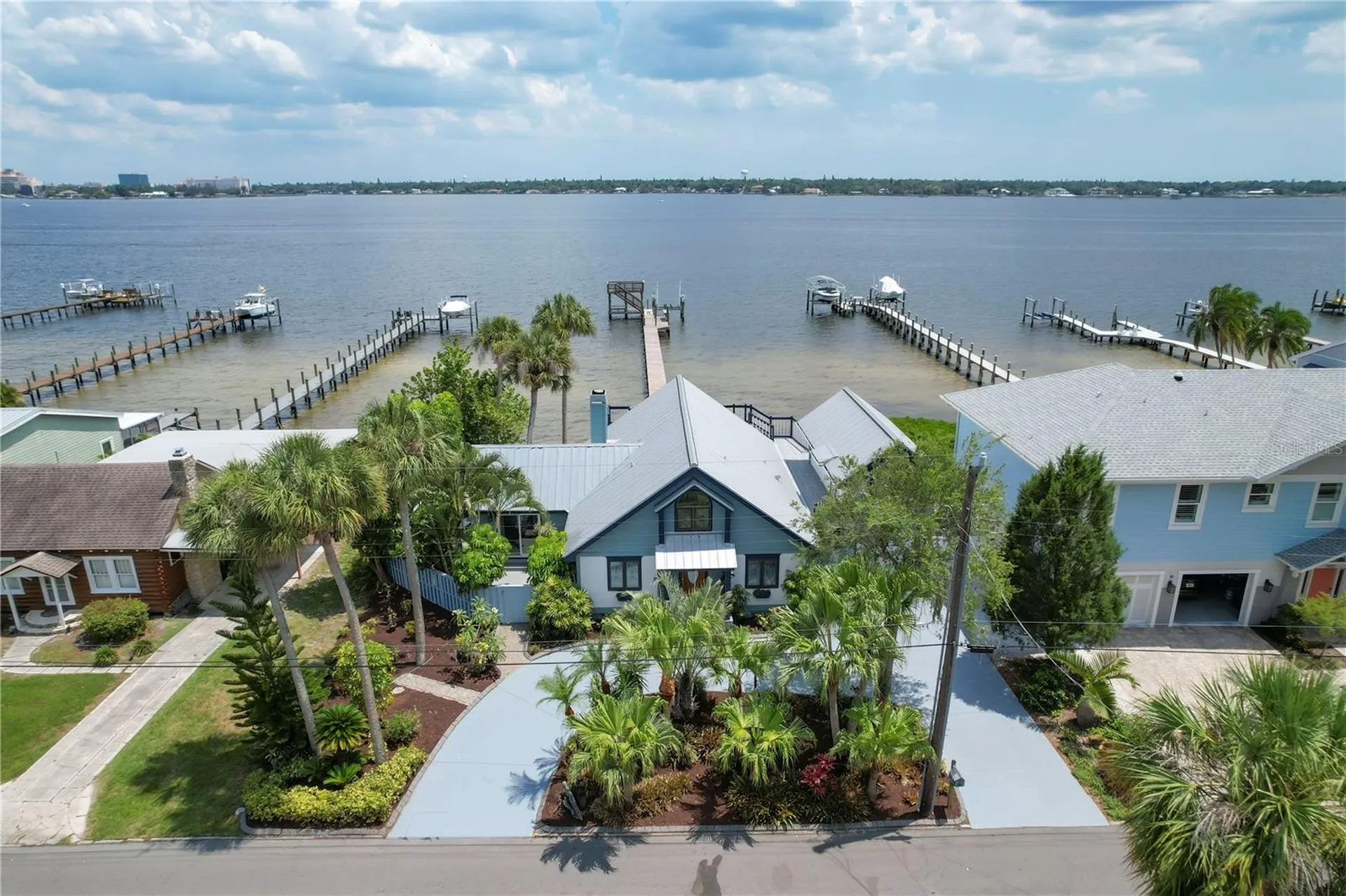 1817 4th Street W Palmetto FL 34221