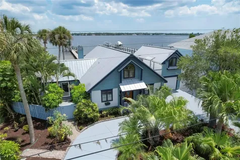 1817 4th Street W Palmetto FL 34221