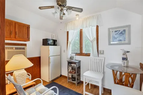 1817 4th Street W Palmetto FL 34221