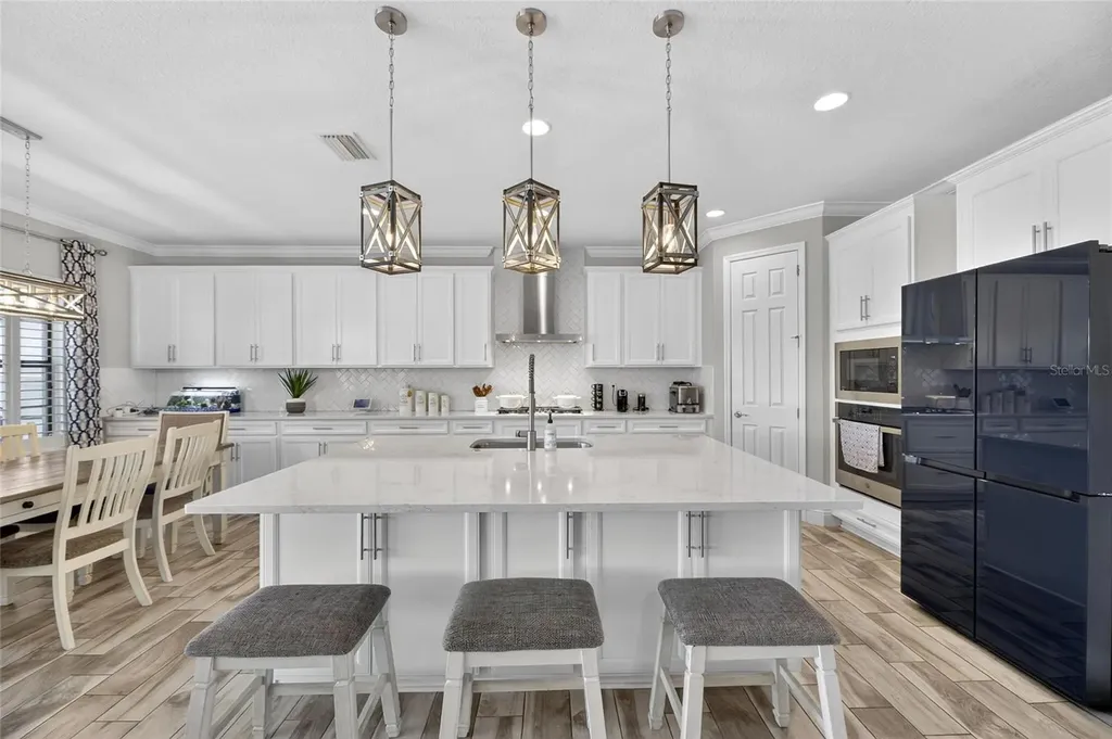 12444 Horseshoe Bend Drive Lithia FL 33547