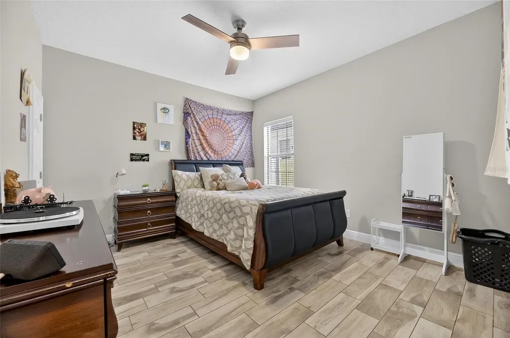 12444 Horseshoe Bend Drive Lithia FL 33547