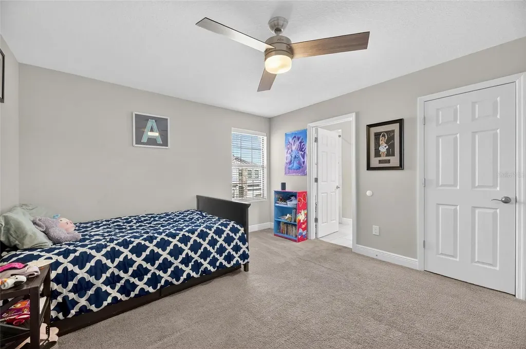 12444 Horseshoe Bend Drive Lithia FL 33547
