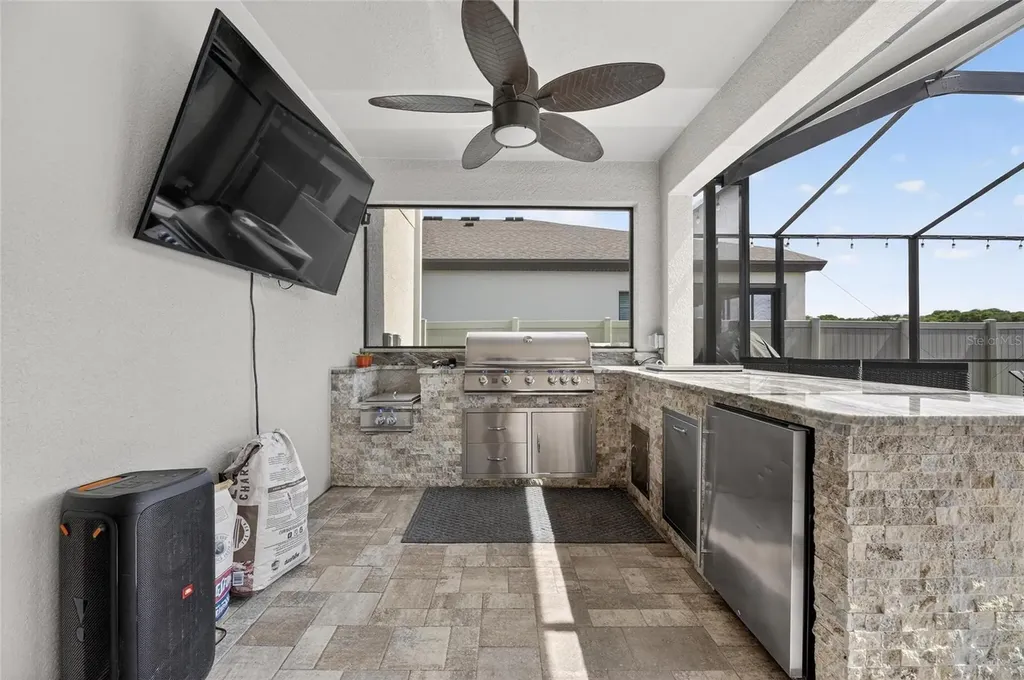 12444 Horseshoe Bend Drive Lithia FL 33547