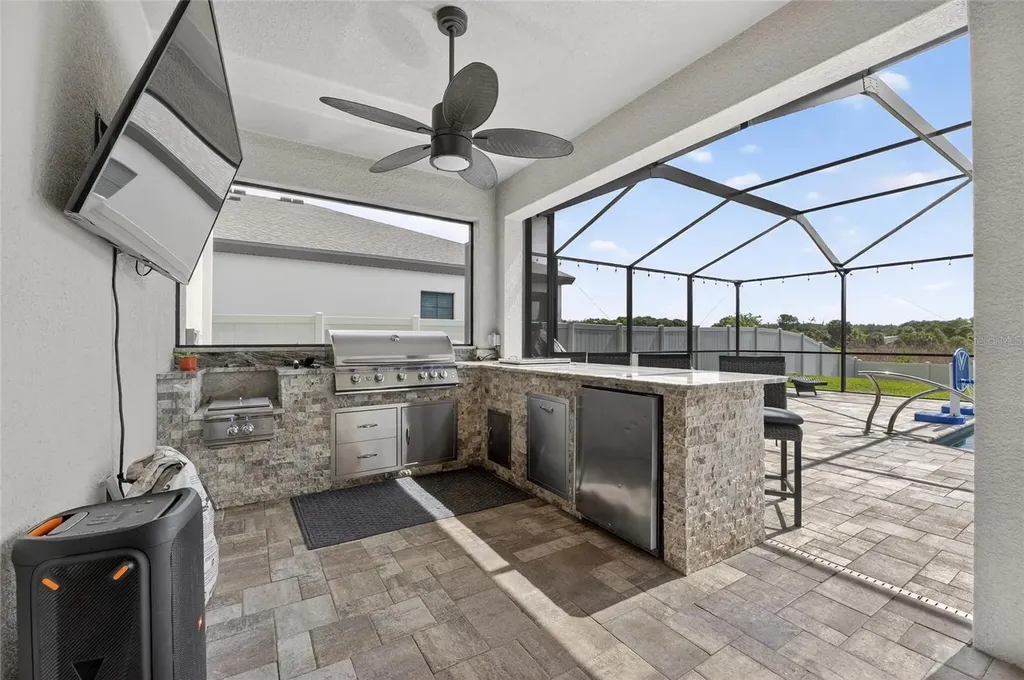 12444 Horseshoe Bend Drive Lithia FL 33547