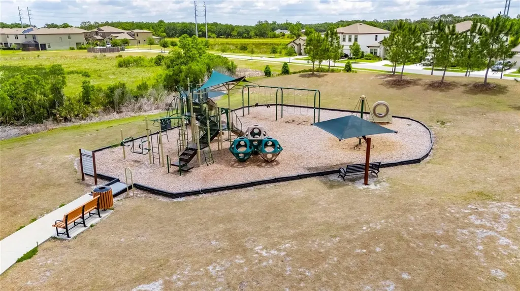 12444 Horseshoe Bend Drive Lithia FL 33547
