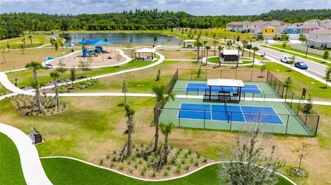 12444 Horseshoe Bend Drive Lithia FL 33547