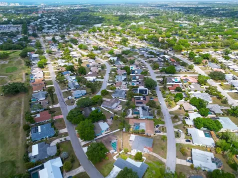 3924 Ashwood Lane Sarasota FL 34232
