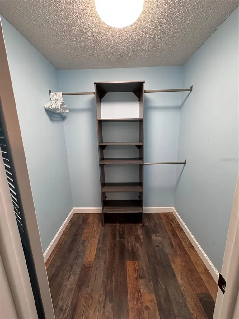 511 Longfellow Court Safety Harbor FL 34695