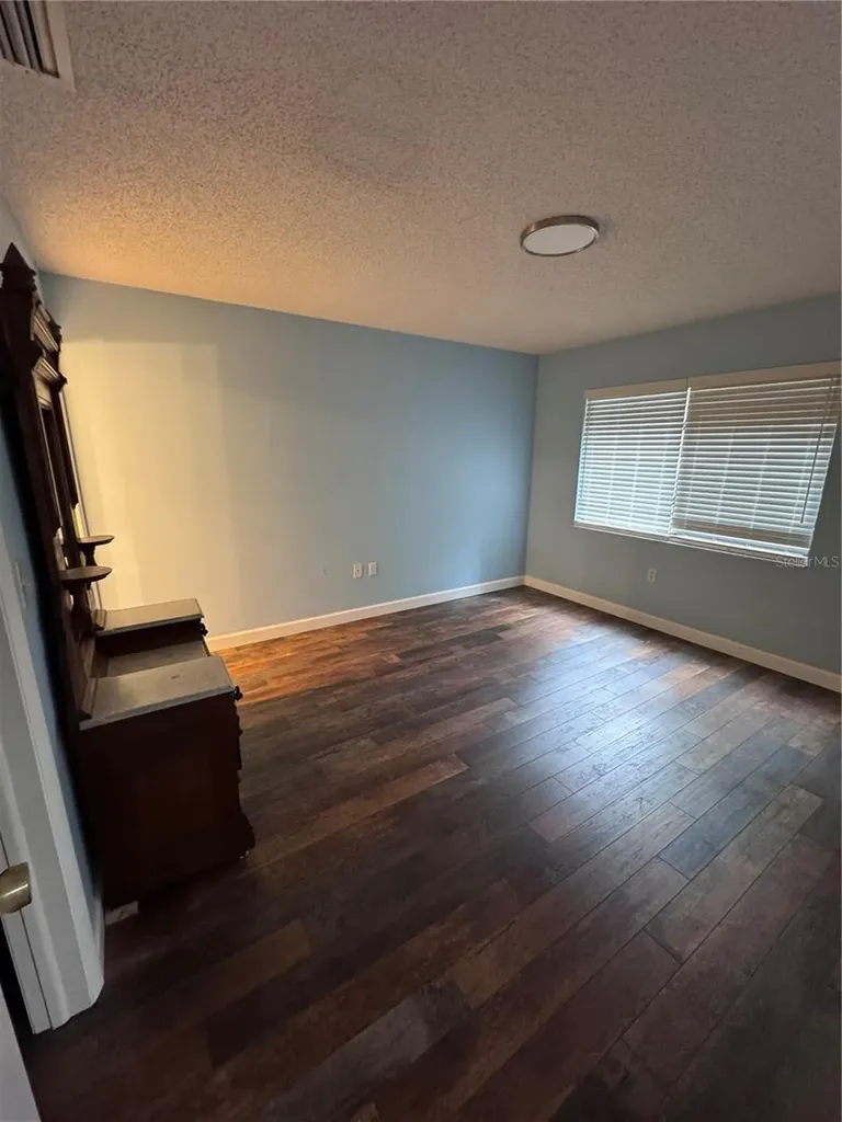 511 Longfellow Court Safety Harbor FL 34695