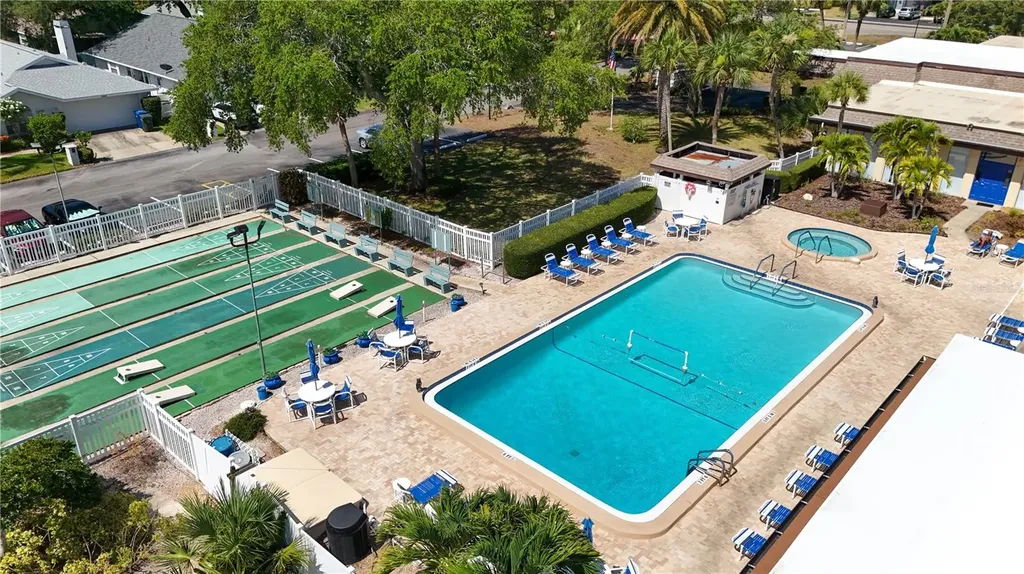 11485 Oakhurst Road Largo FL 33774