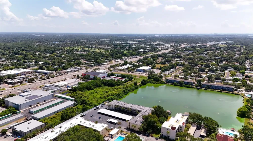 11485 Oakhurst Road Largo FL 33774