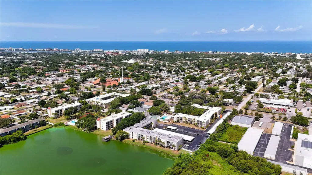 11485 Oakhurst Road Largo FL 33774
