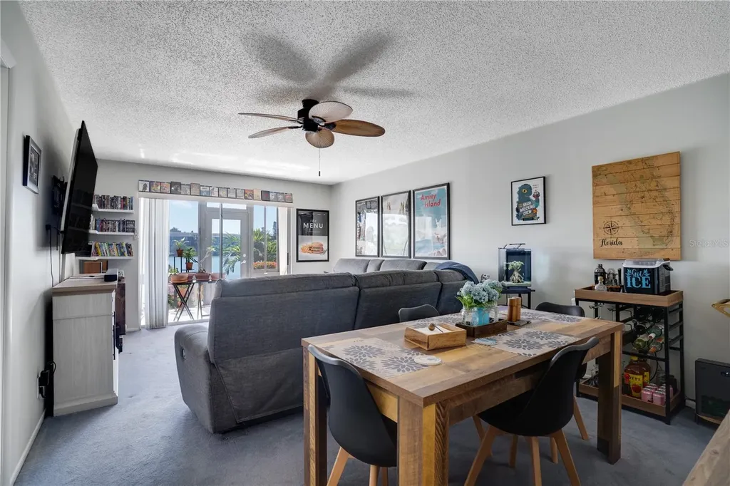 11485 Oakhurst Road Largo FL 33774