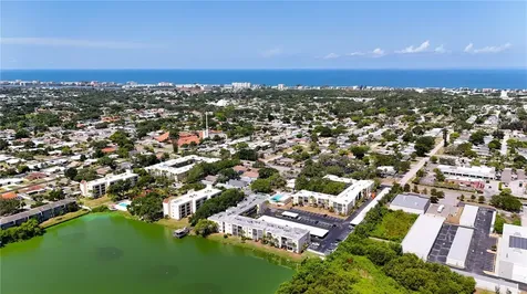 11485 Oakhurst Road Largo FL 33774