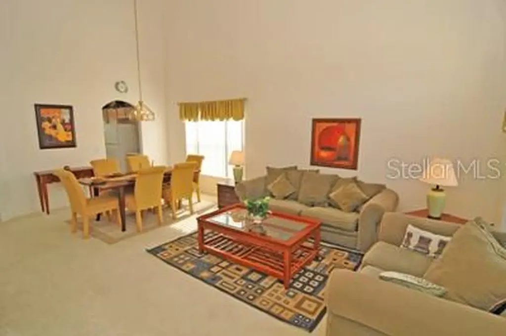 637 Eagle Pointe S Kissimmee FL 34746