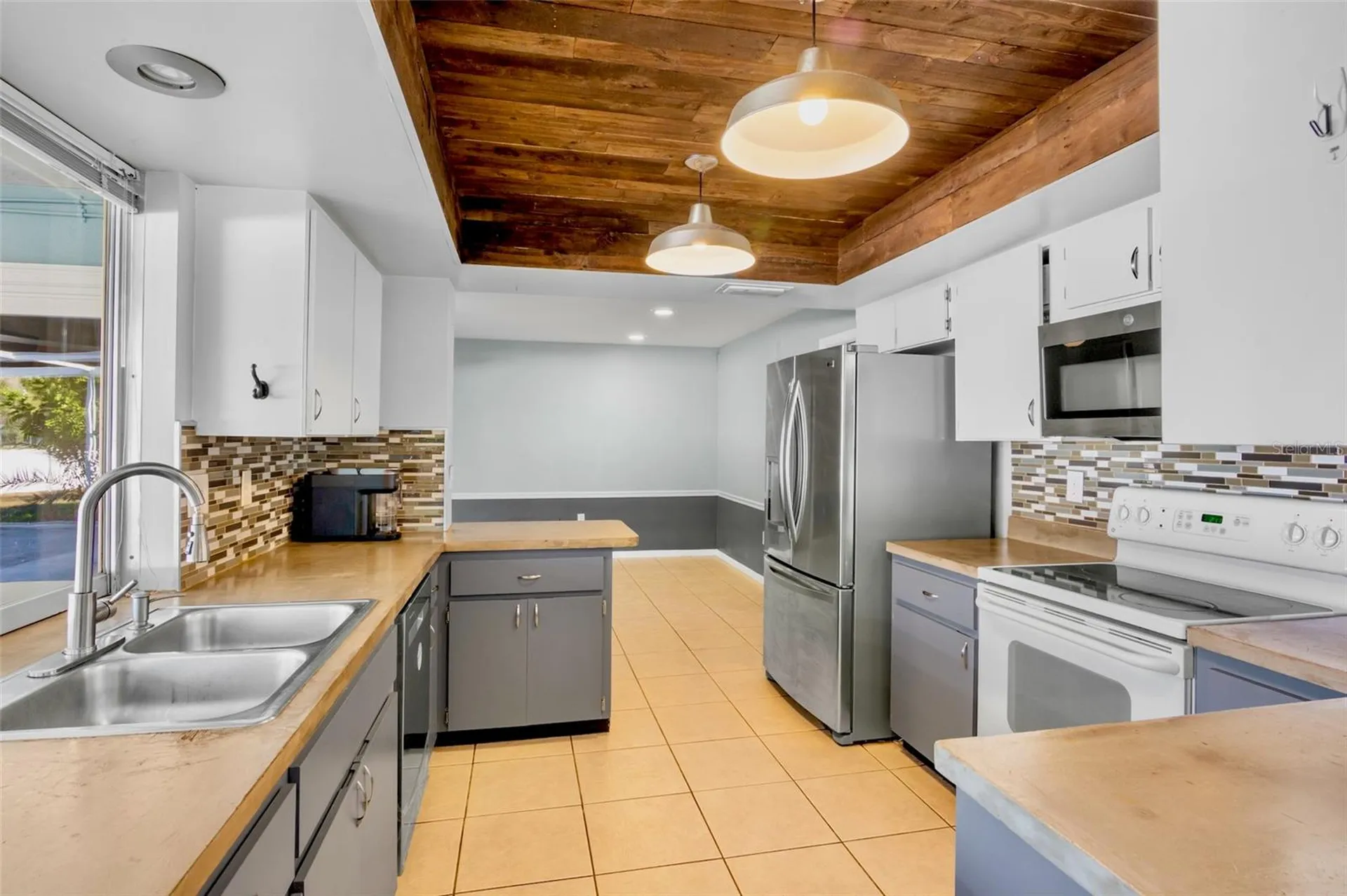 3399 Espanola Drive Sarasota FL 34239