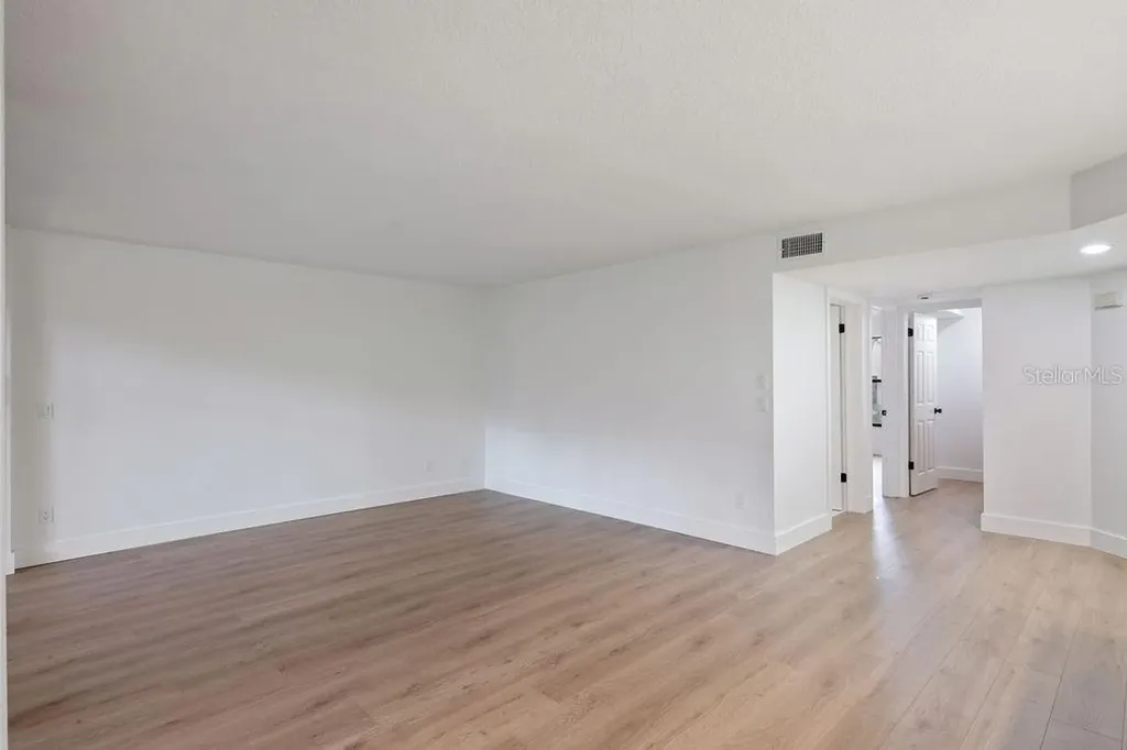 1215 Salerno Court Orlando FL 32806
